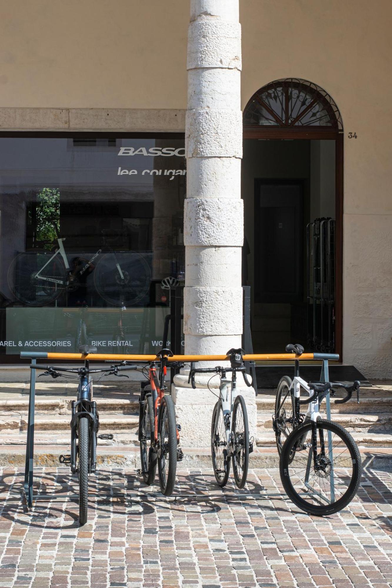 Bassano Club House Bed and Breakfast Bassano del Grappa Buitenkant foto